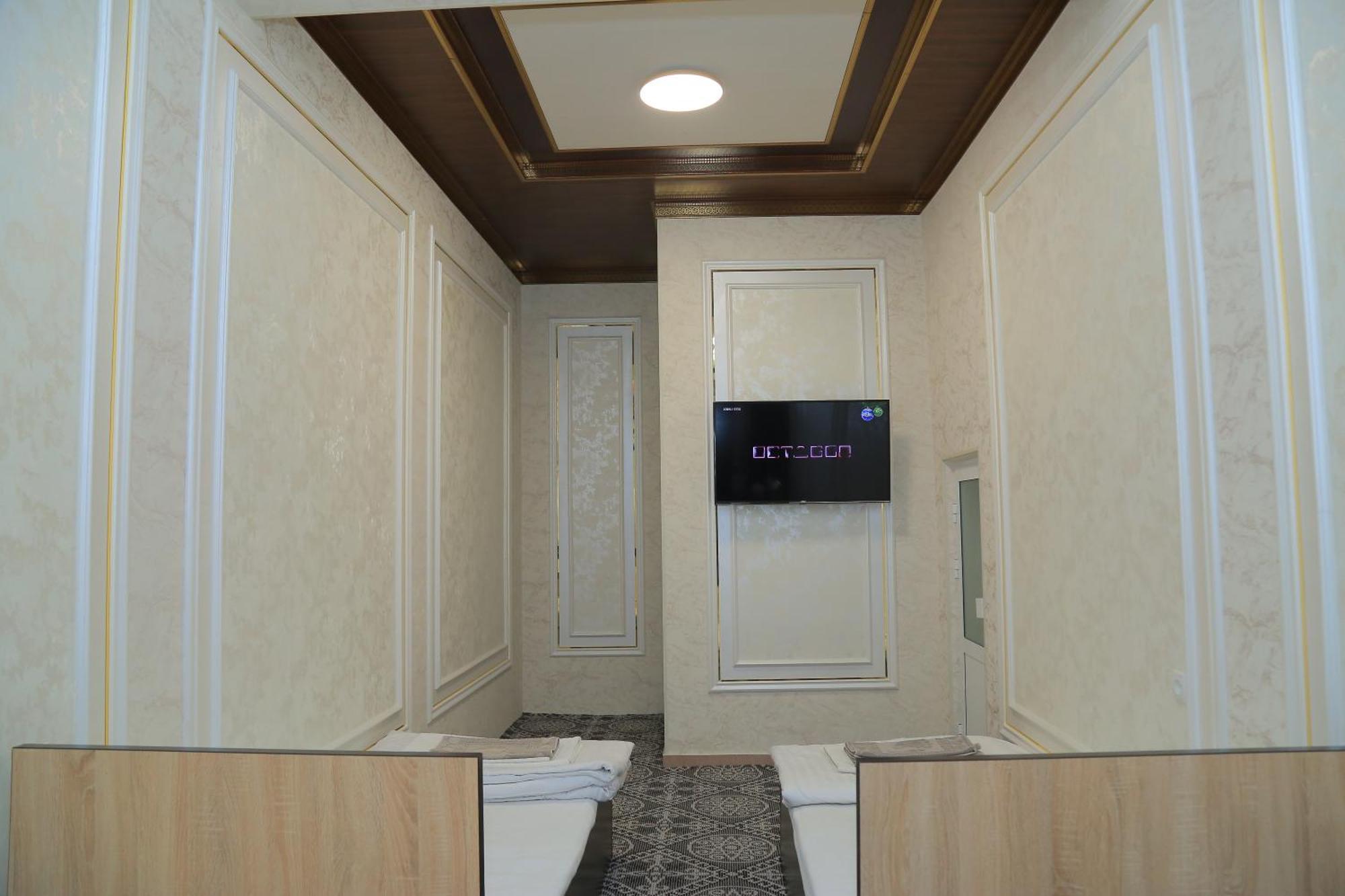 Hostel Farovon Marghilon Екстериор снимка