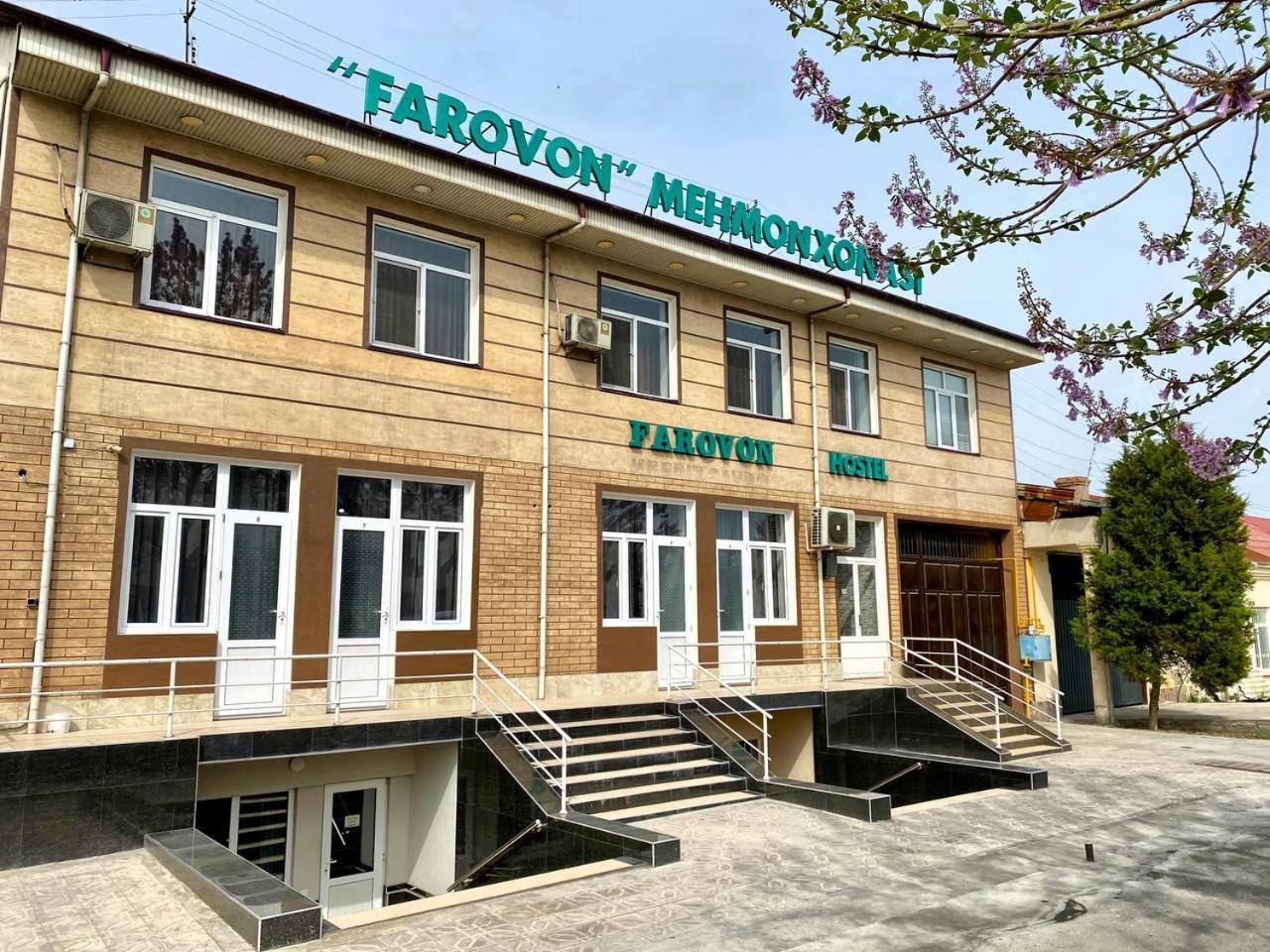 Hostel Farovon Marghilon Екстериор снимка
