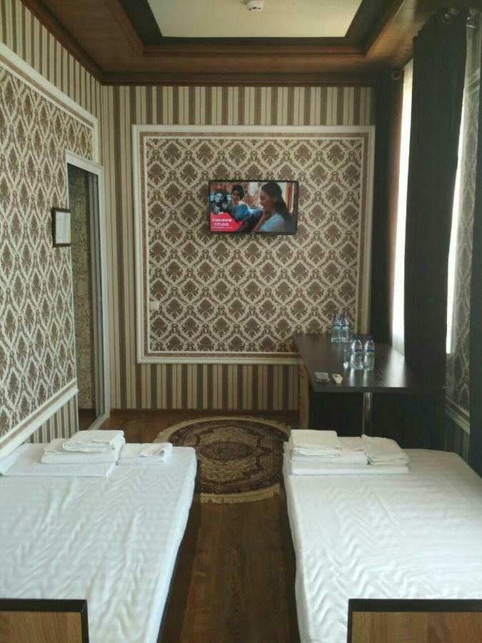 Hostel Farovon Marghilon Екстериор снимка