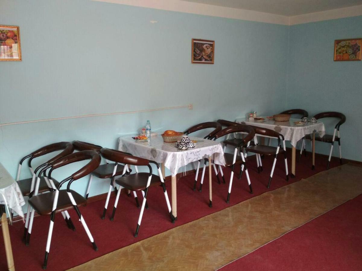 Hostel Farovon Marghilon Екстериор снимка