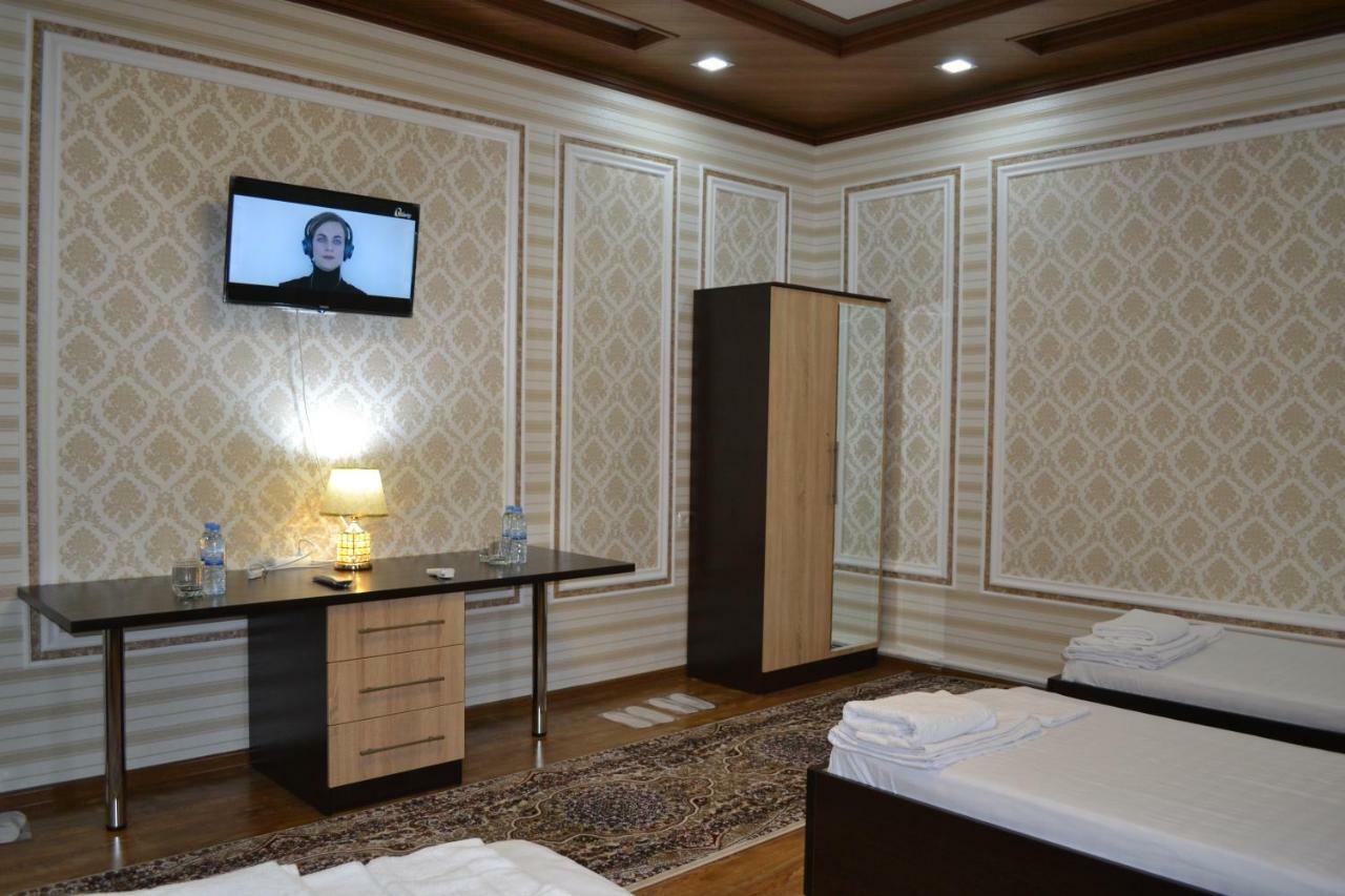 Hostel Farovon Marghilon Екстериор снимка